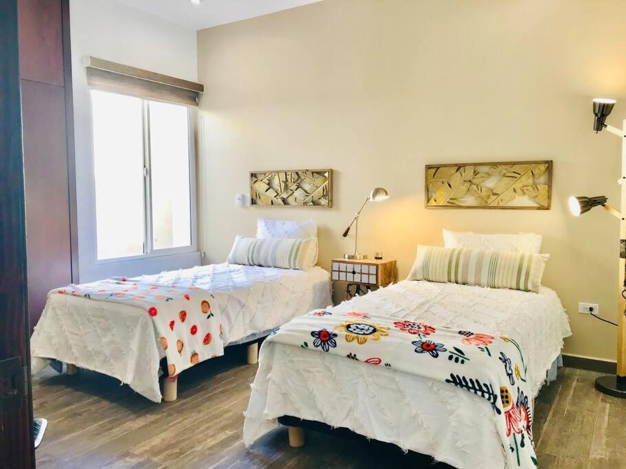 Casa Sunshine - Beach, River, Mountain Views! Rosarito Exterior foto